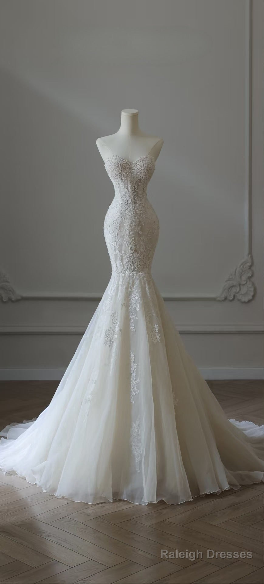 Timeless Mermaid Sweetheart Lace White Wedding Dresses Brides Dress