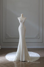 Timeless Mermaid V Neckline White Lace Wedding Dress Bridal Dresses