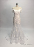 Trumpet/Mermaid  Lace Off-The-Shoulder Tulle Wedding Dresses