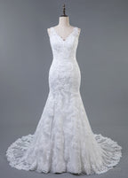 Trumpet/Mermaid Lace V-Neck Sweep Train Wedding Dress