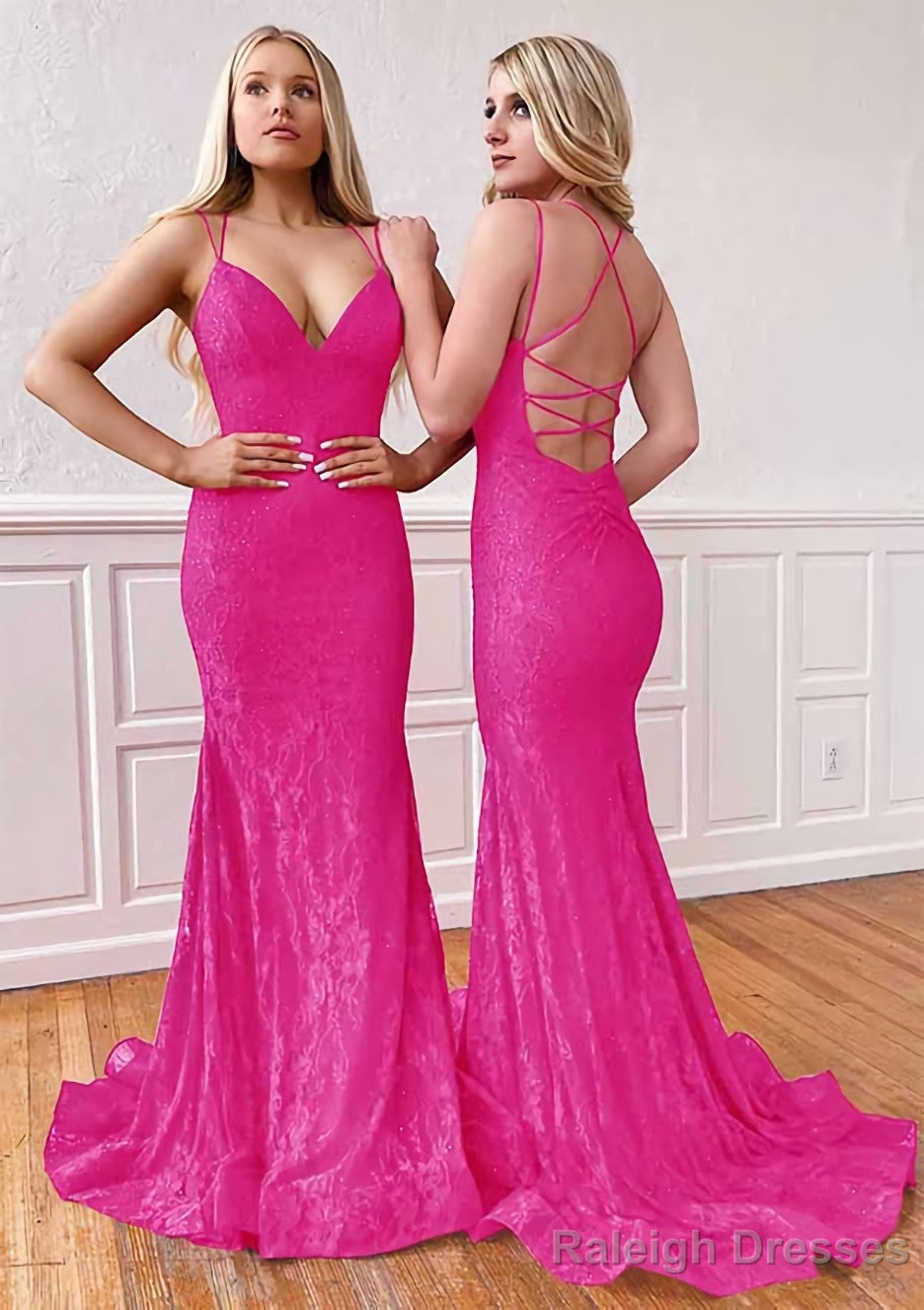 Trumpet/Mermaid Sleeveless Sweep Train Lace Prom Dress With Pleated