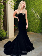 Trumpet/Mermaid Strapless Sweep Train Velvet Prom Dresses