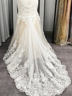 Trumpet/Mermaid Tulle Applique Scoop Sleeveless Sweep/Brush Train Wedding Dress