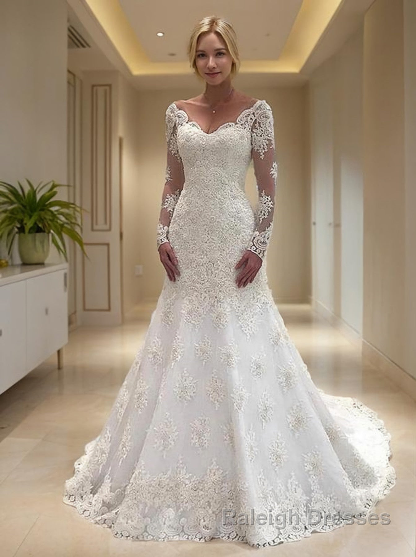 Trumpet/Mermaid V Neck Court Train Lace Wedding Dresses With Appliques Lace Main image
