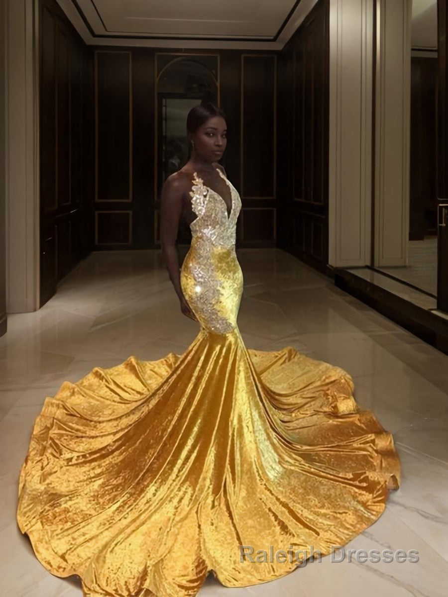 Trumpet/Mermaid V-neck Sweep Train Sequins Prom Dresses With Appliques Lace Main image