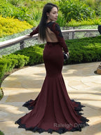 Trumpet/Mermaid V Neck Sweep Train Stretch Crepe Prom Dresses With Appliques Lace
