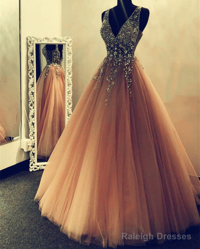 Tulle Ball Gown Prom Dresses Beaded V Neck Secondary image