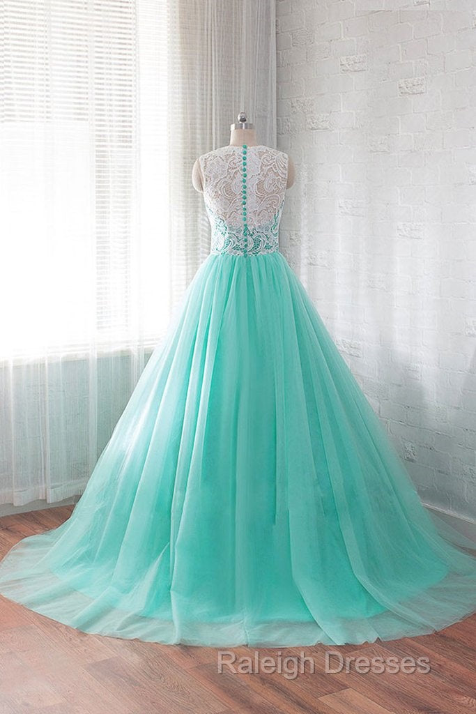Tulle Buttons Lace Long Green Round Neck Prom Dress Secondary image