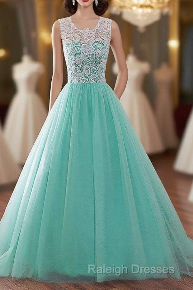 Tulle Buttons Lace Long Green Round Neck Prom Dress Main image