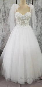 Tulle Sweetheart Lace-Up A-Line Long Wedding Dresses