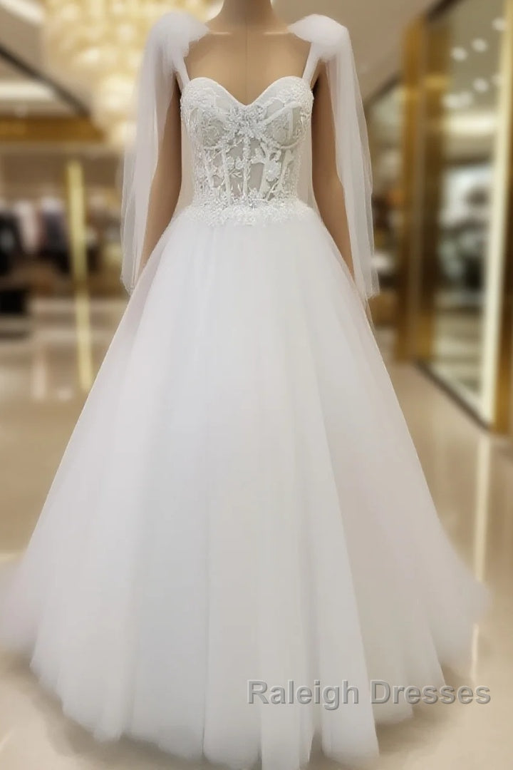 Tulle Sweetheart Lace-Up A-Line Long Wedding Dress Main image