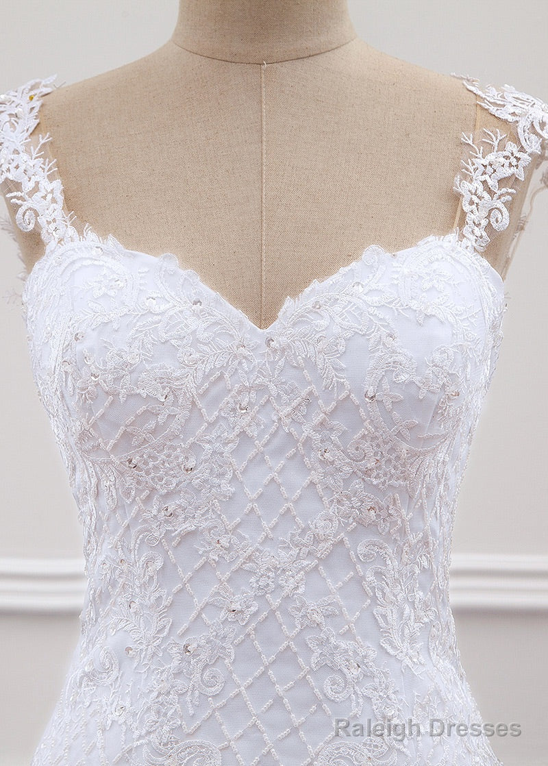 Tulle Trumpet/Mermaid Sweep Train Wedding Dress