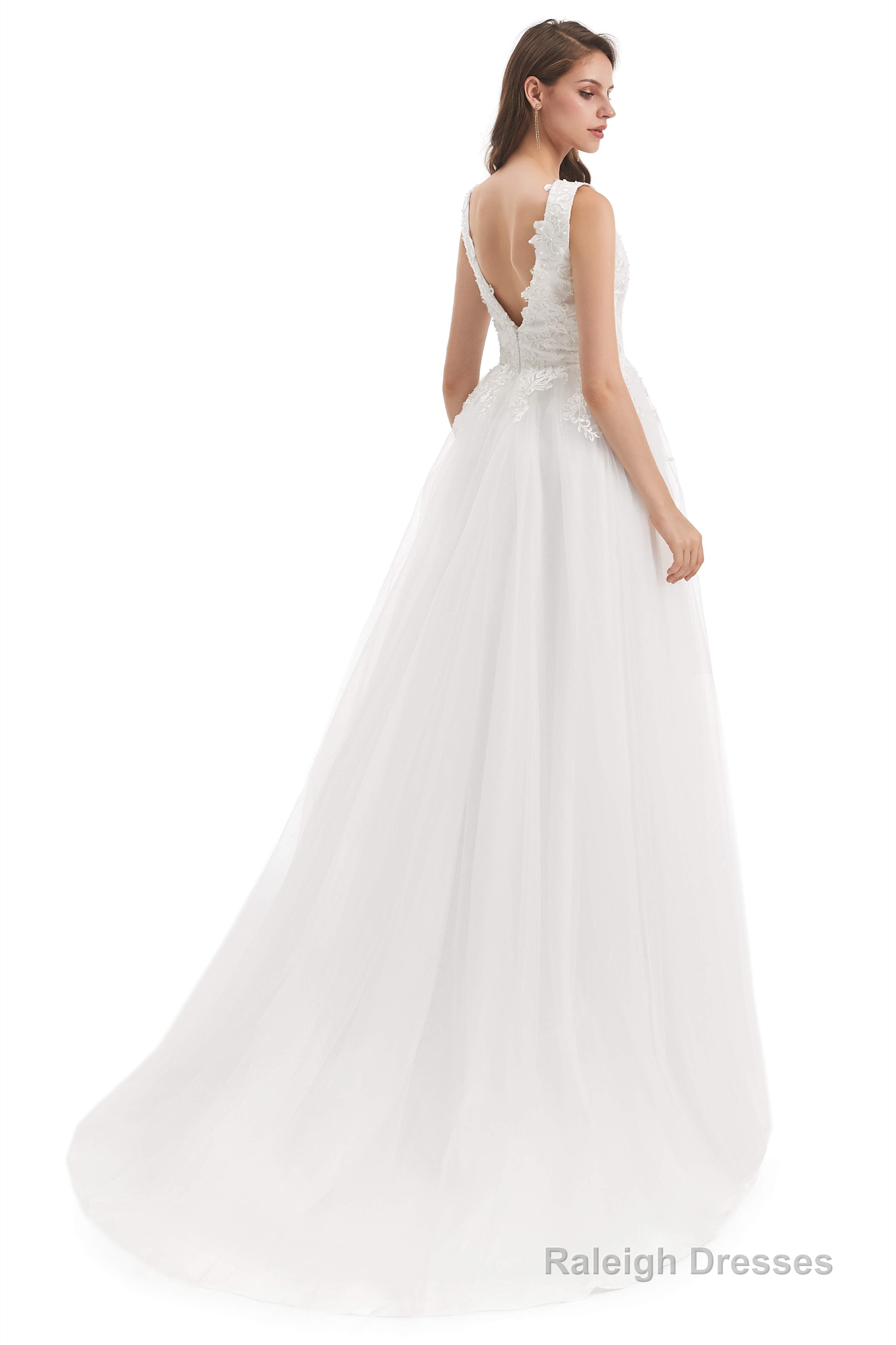 Tulle V-neck Backless Appliques Wedding Dresses