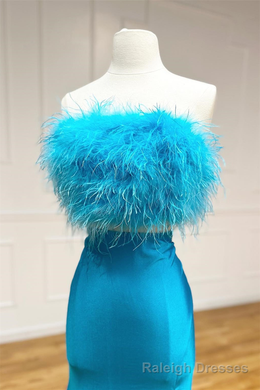 Two-Piece Feathers Strapless Satin Long Prom Dress with Slit Secondary image