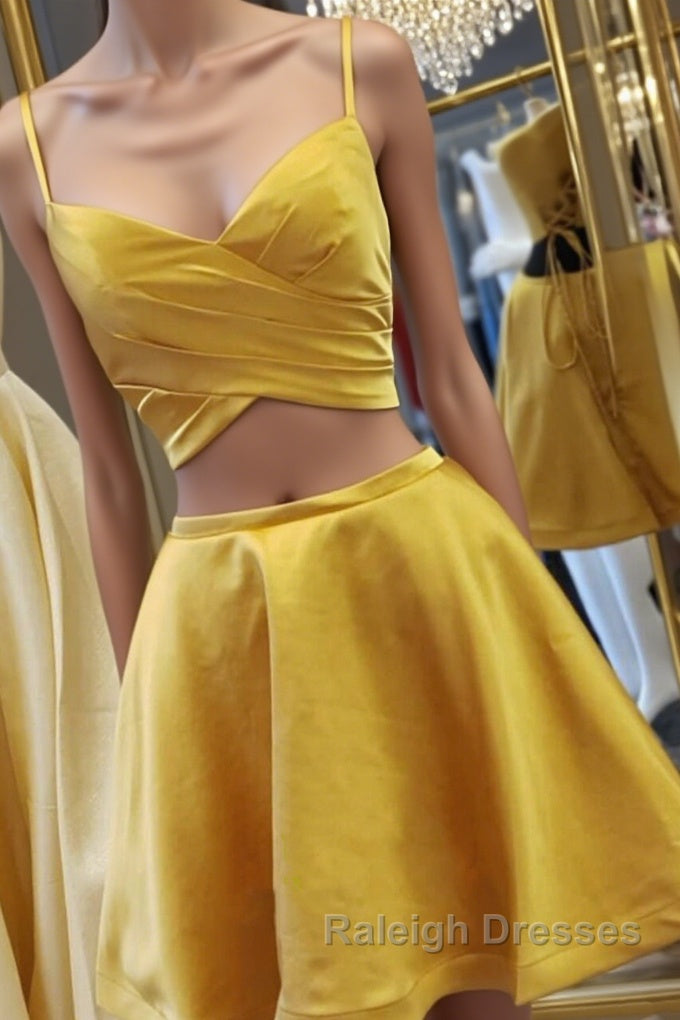 Two Pieces Short Yellow Prom Dresses, Short Yellow 2 Pieces Formal Homecoming Dresses Main image