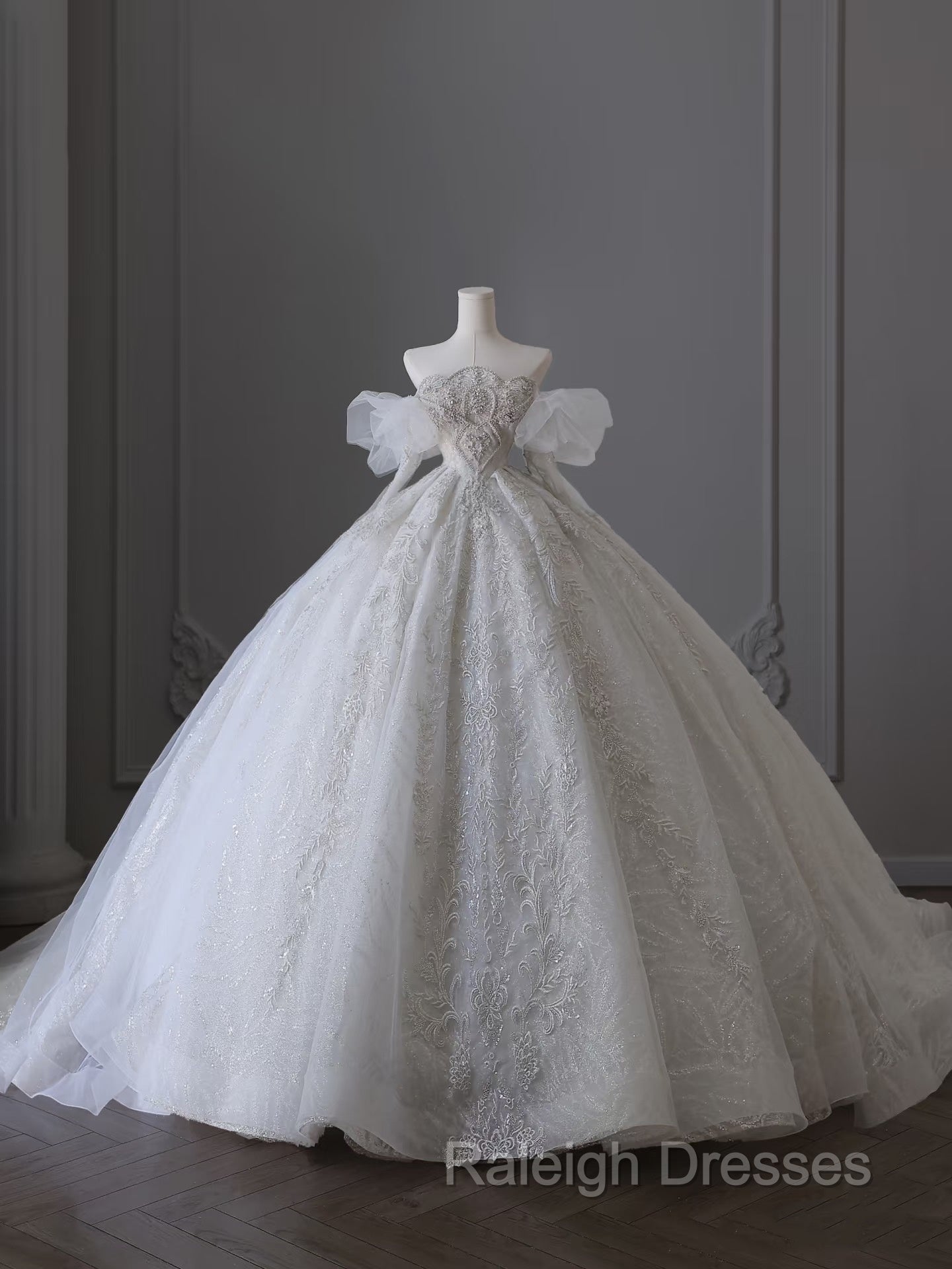 Unique Ball Gown Off The Shoulder Lace Long Sleeves Wedding Dresses Brides Dress