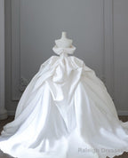Unique Ball Gowns Strapless Off The Shoulder Satin Long Wedding Dress Brides Dresses
