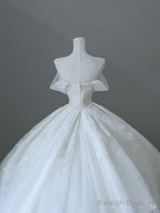 Unique Ball Gowns Strapless Tulle White Long Off The Shoulder Wedding Dress Brides Dresses