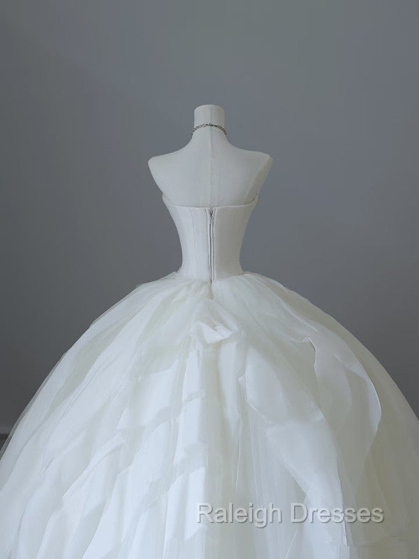 Unique Ball Gown Strapless Tulle White Long Wedding Dress Brides Dresses