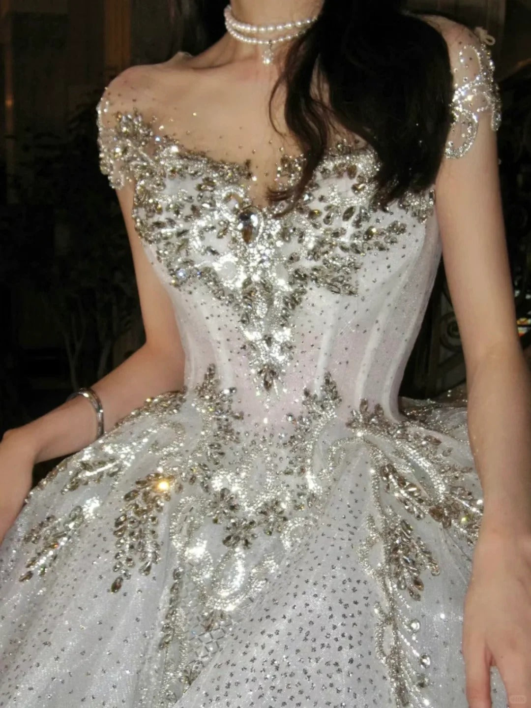 Unique Bridal Dresses Ball Gowns Scoop White Sequin Long Wedding Dress Luxury Bride Dresses Bridal Gown