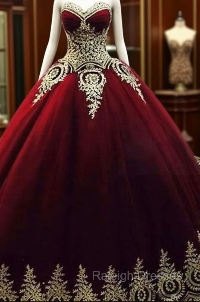 Unique Burgundy Lace Long Prom Gowns, Bugrundy Prom Dress Main image