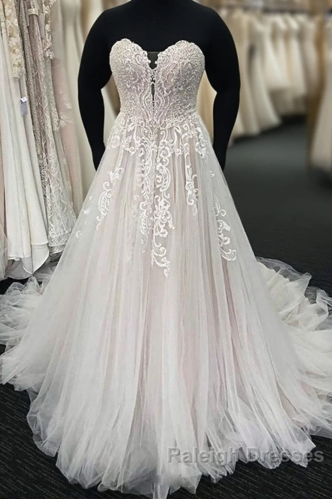 Unique Long A-line Lace Sweetheart Tulle Wedding Dress Main image