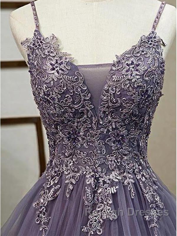 Unique Long Tulle Spaghetti Straps Prom Dresseses With Lace Applique