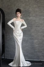Unique Mermaid Off The Shoulder Long Sleeves Wedding Dresses Ivory Brides Dress