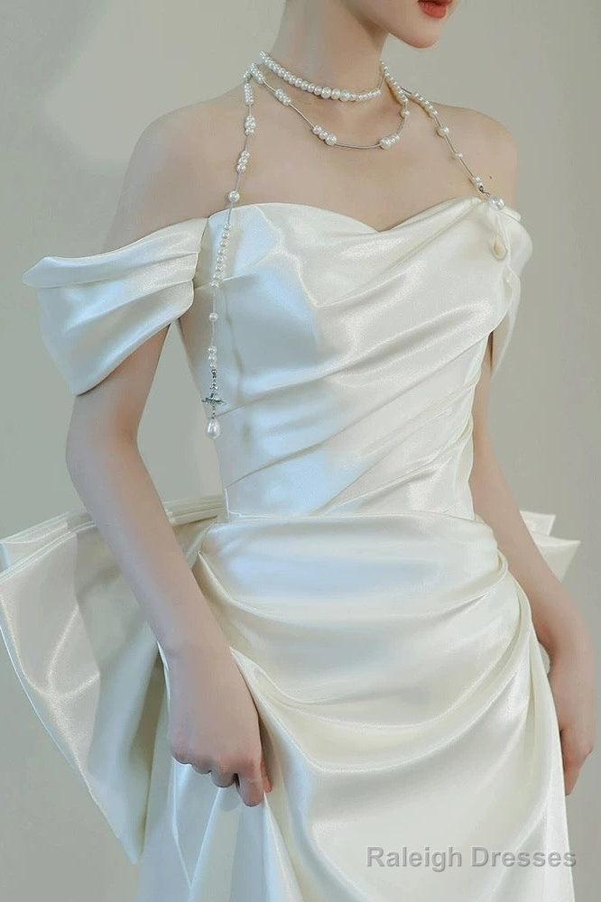 Unique Mermaid Off The Shoulder Pleats Short Sleeves Satin Wedding Dress