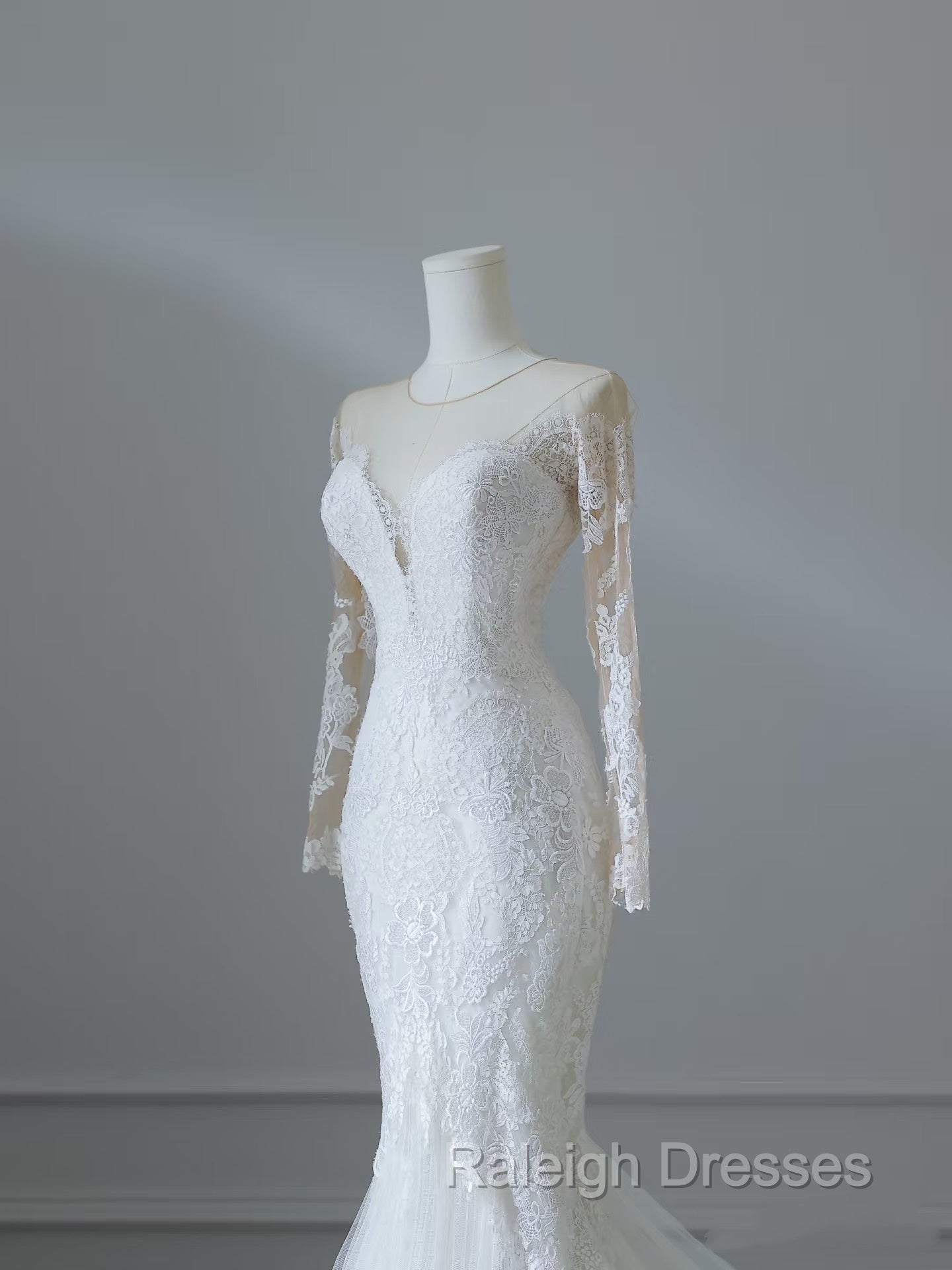 Unique Mermaid Scoop Neckline Long Sleeves Wedding Dresses White Brides Dress