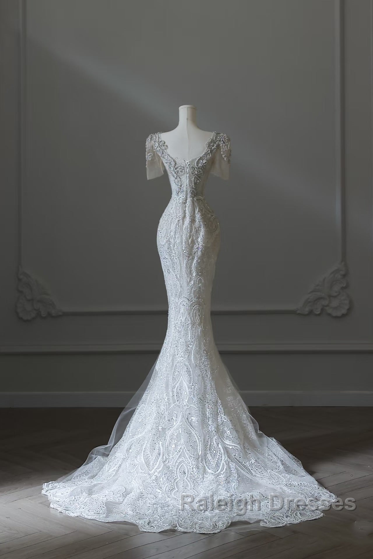 Unique Mermaid Square Neckline Short Sleeves Wedding Dresses White Brides Dress Secondary image