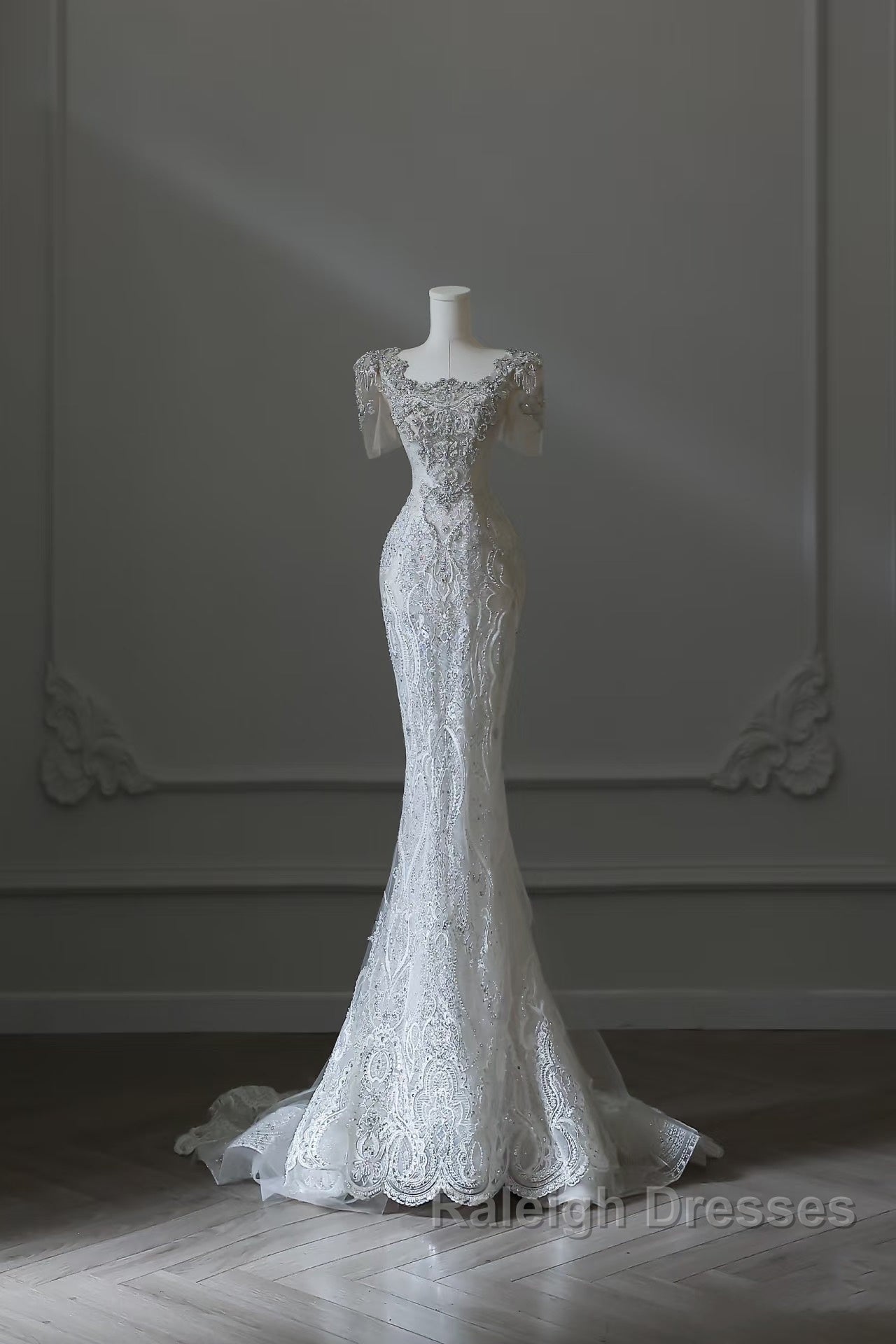 Unique Mermaid Square Neckline Short Sleeves Wedding Dresses White Brides Dress