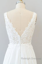 V Neck Appliques Chiffon A Line Wedding Dresses