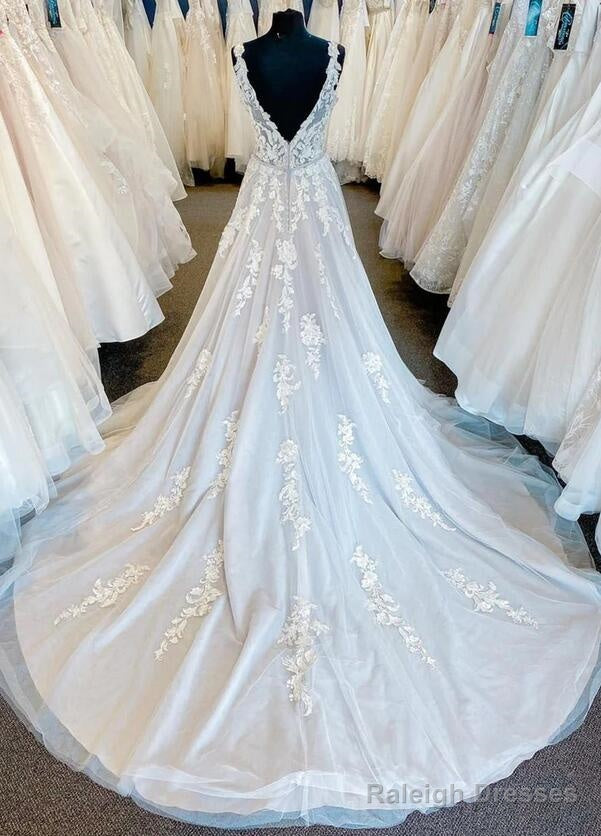 V-Neck Backless Lace/Tulle Wedding Dresses