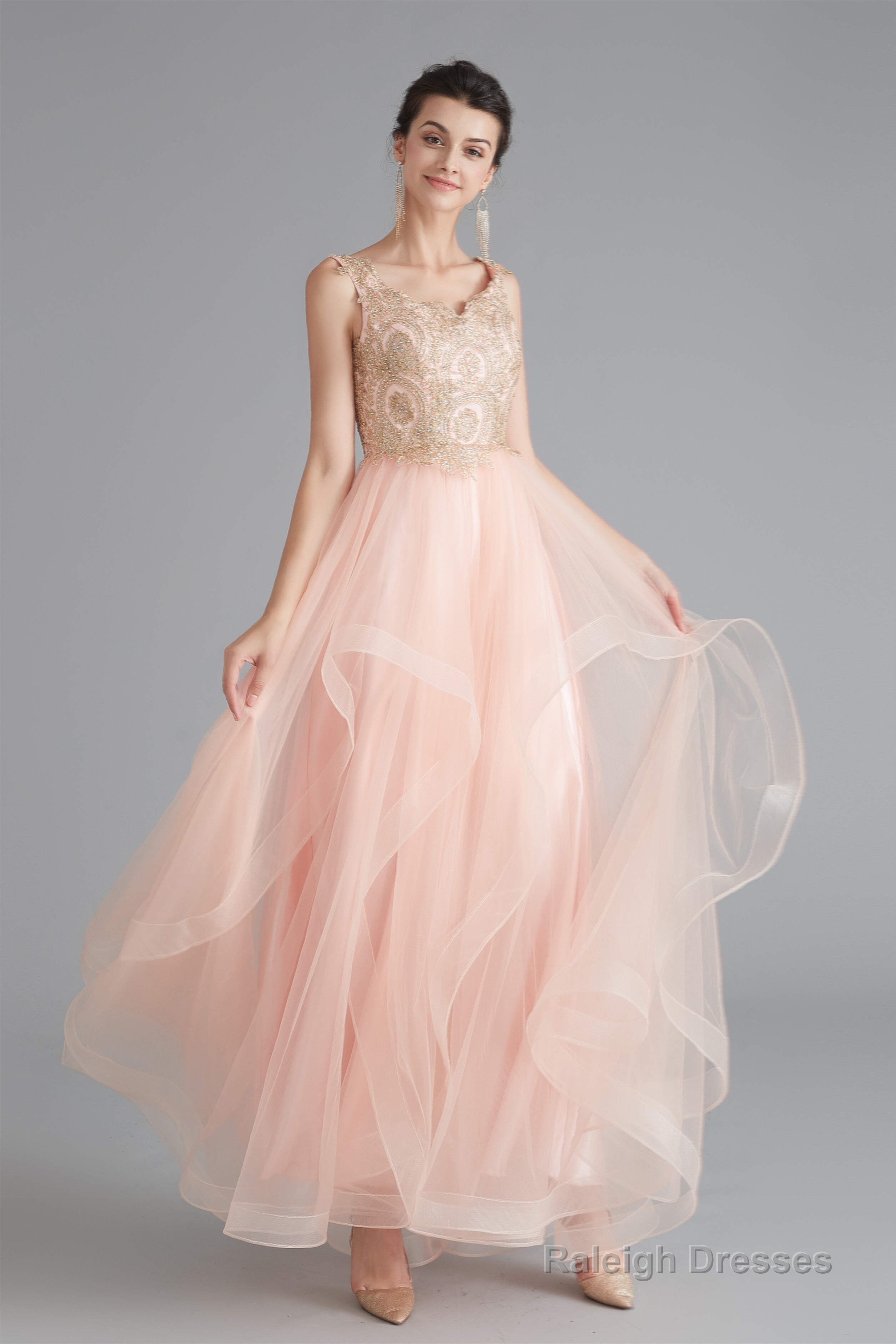 V-Neck Beaded Applique Asymmetrical Sleeveless Tulle Prom Dresses Main image