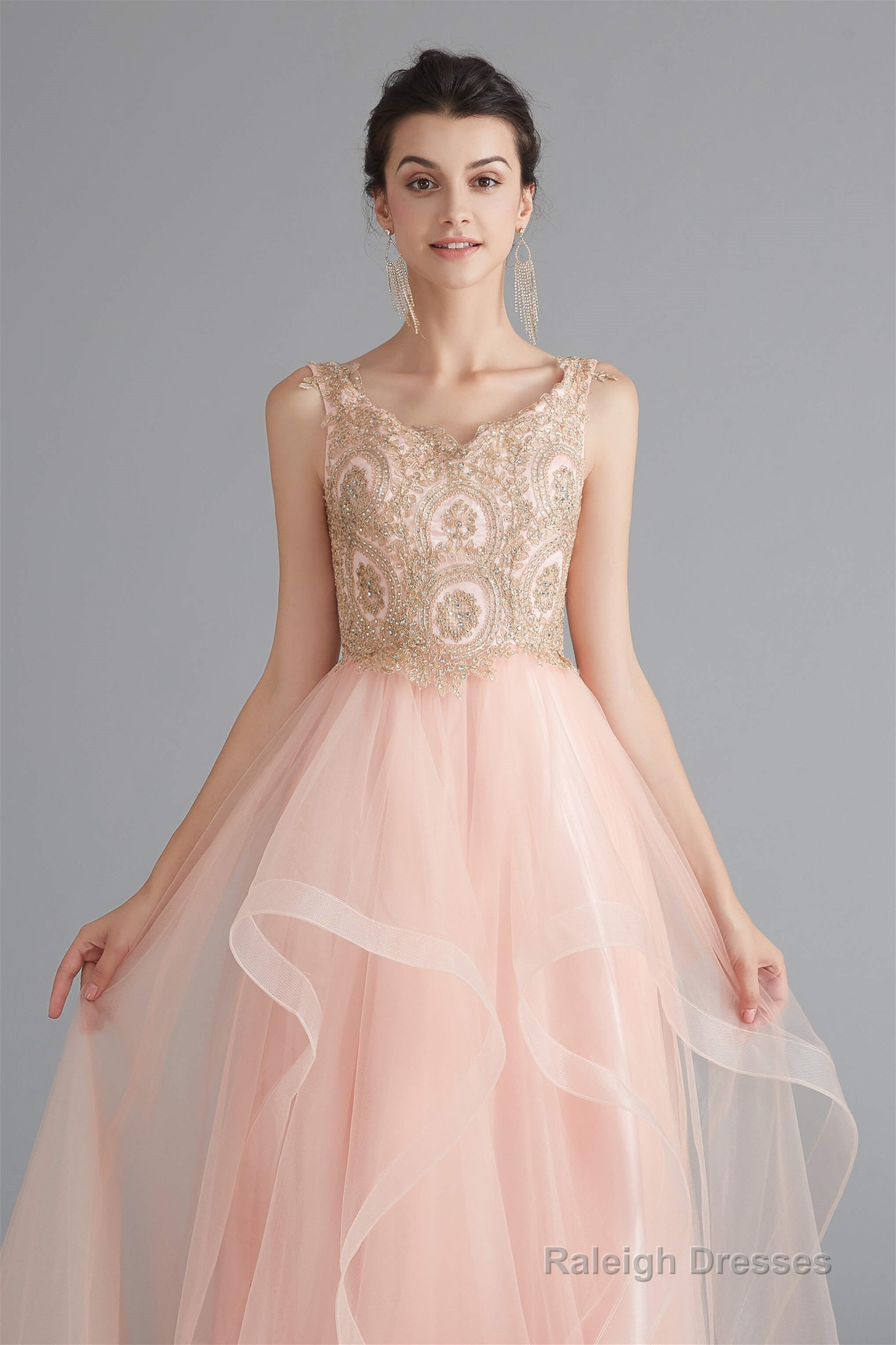 V-Neck Beaded Applique Asymmetrical Sleeveless Tulle Prom Dresses