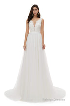 V-Neck Beaded Lace Beaded Applique Tulle Wedding Dresses