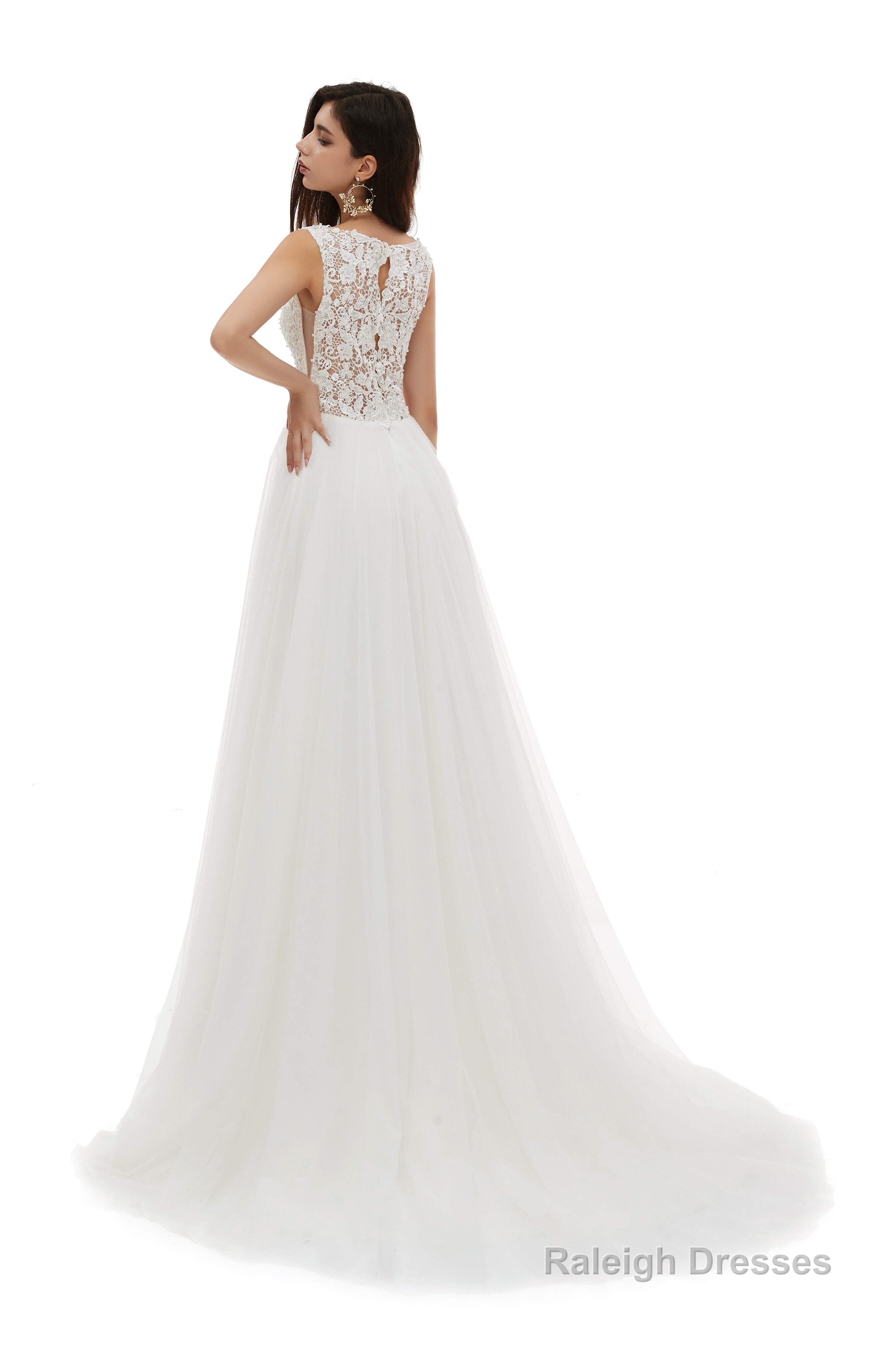 V-Neck Beaded Lace Beaded Applique Tulle Wedding Dresses