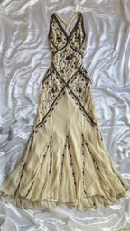 Fairytale Cream Beige/Black/Pink V Neck Sophisticated Elegant Floral Long Evening Prom Dress