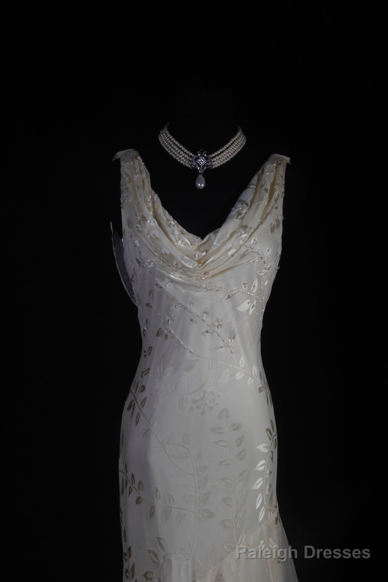 V-Neck Chiffon Beaded Long Prom Dress Simple Mermaid Wedding Dress