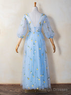 V-neck Embroidery Lace Length Tulle Prom Dress