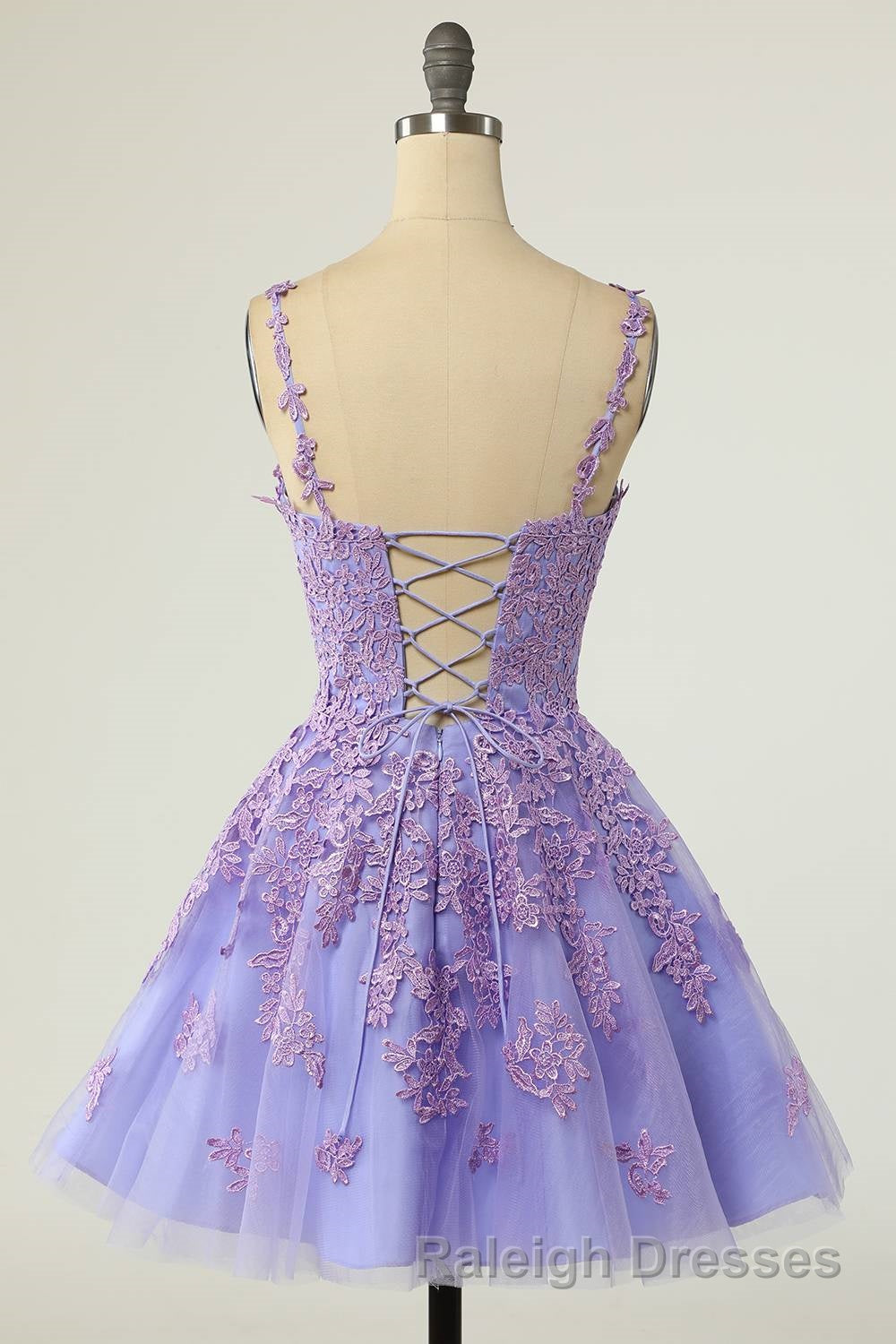 V Neck Lilace Tulle A Line Short Prom Dresses with Appliques