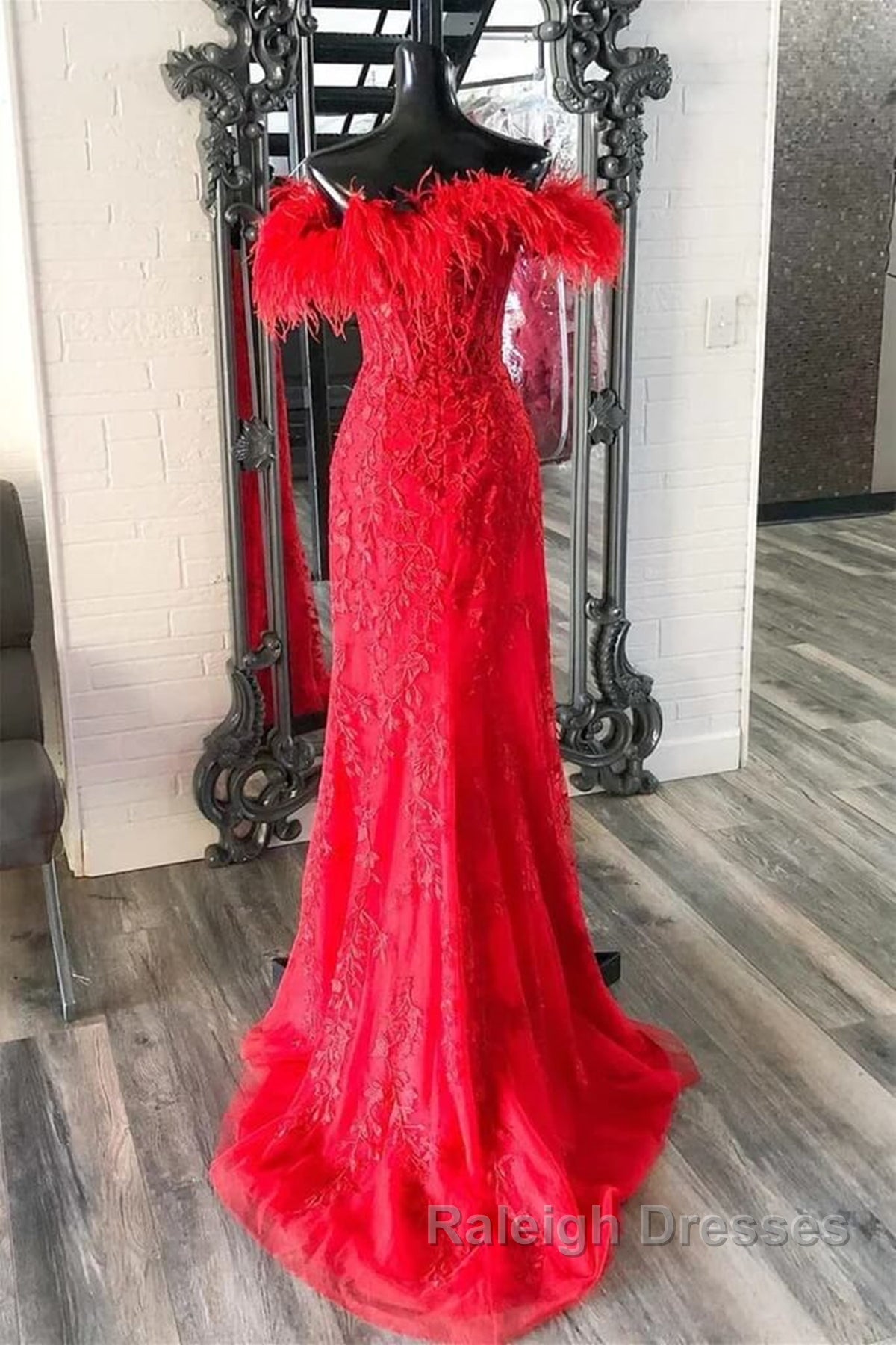 V Neck Mermaid Off Shoulder Red Lace Long Prom Dress, Mermaid Red Formal Dress, Red Lace Evening Dress Secondary image