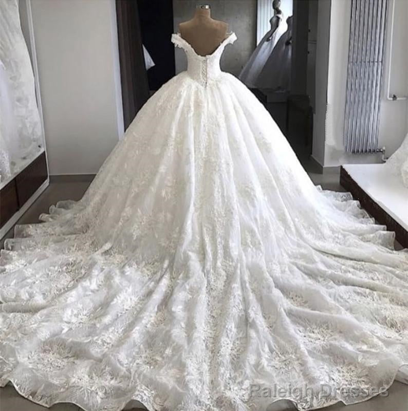 V-Neck Off The Shoulder Ball Gown Wedding Lace Dresses