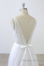V Neck Ruffle Applqiues Tulle A Line Wedding Dresses
