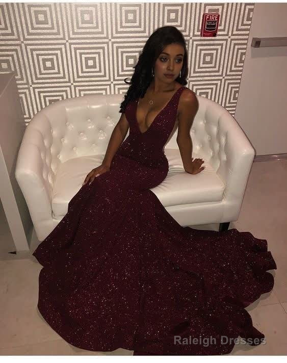 V neck Sequin Burgundy Mermaid Prom Dress Secondary image