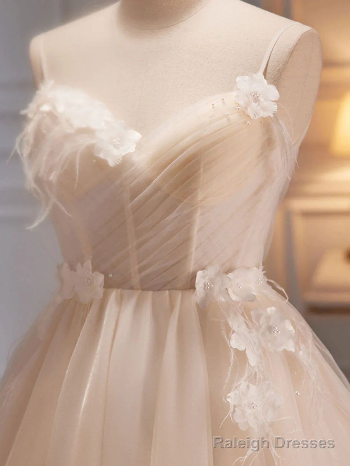 V Neck Short Champagne Prom Dress Short V Neck Chamapgne Graduation Homecoming Dress