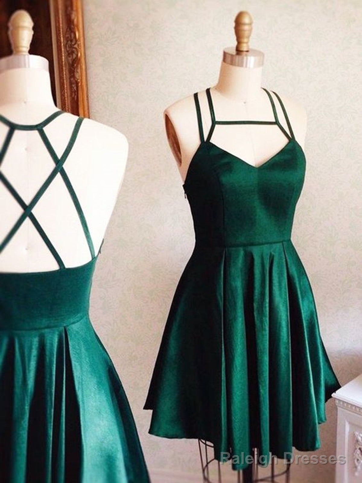 V Neck Short Green Prom Dresses With Cross Back Short Green Corss Back Prom Homecoming Dresses Main image