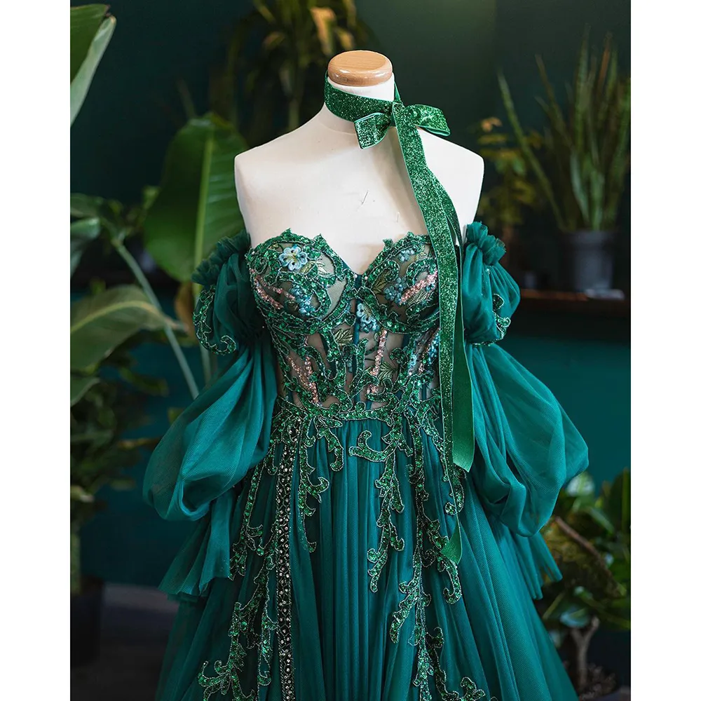 Vintage A-Line Appliques Lace-Up A-Line Dark Green Tulle Prom Dress Secondary image