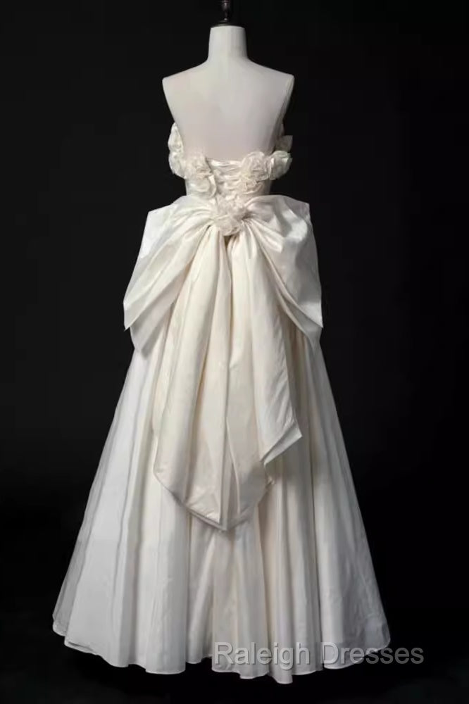 Vintage A-Line Strapless Satin White Long Wedding Dress Brides Dresses